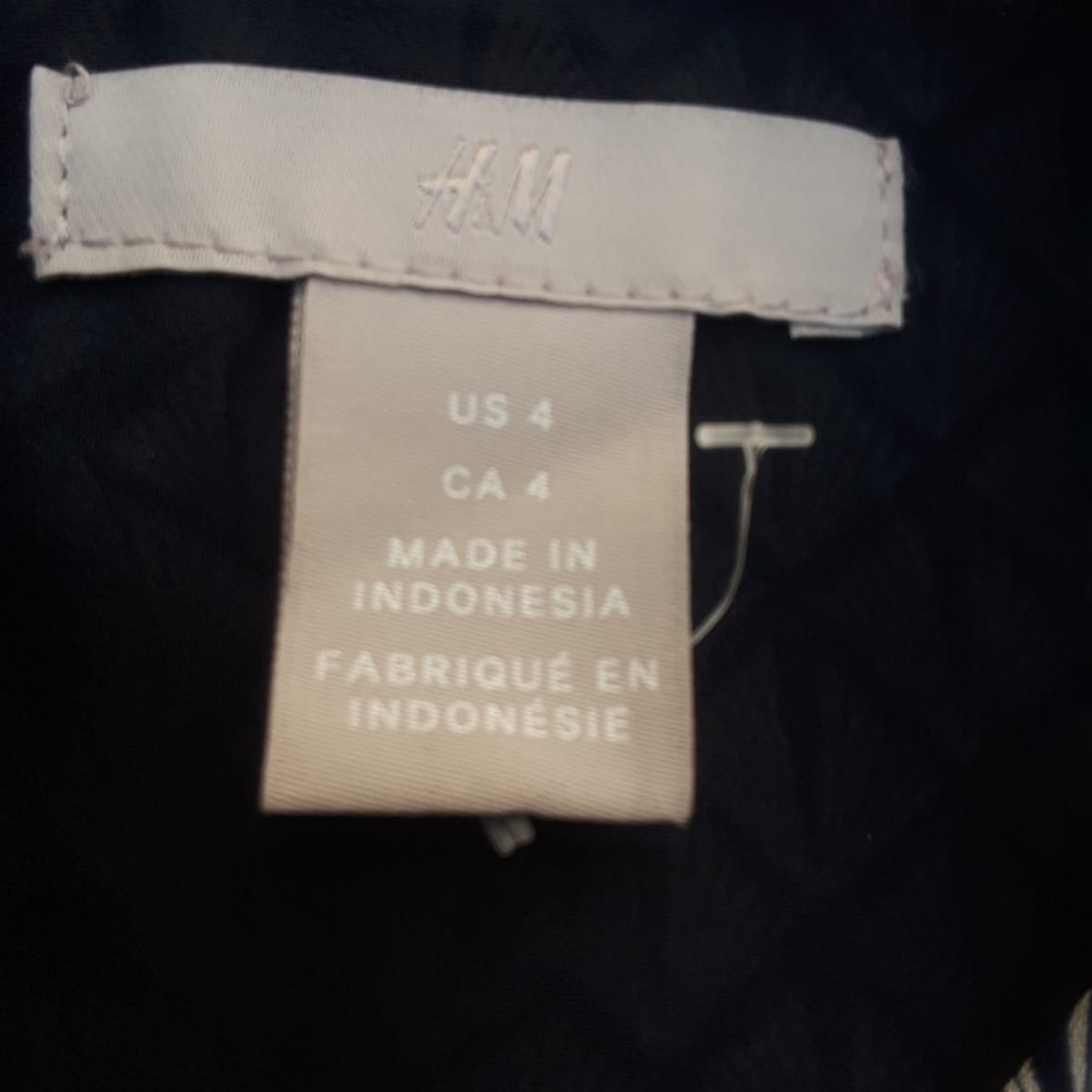 H&M dress - Picture 5 of 6